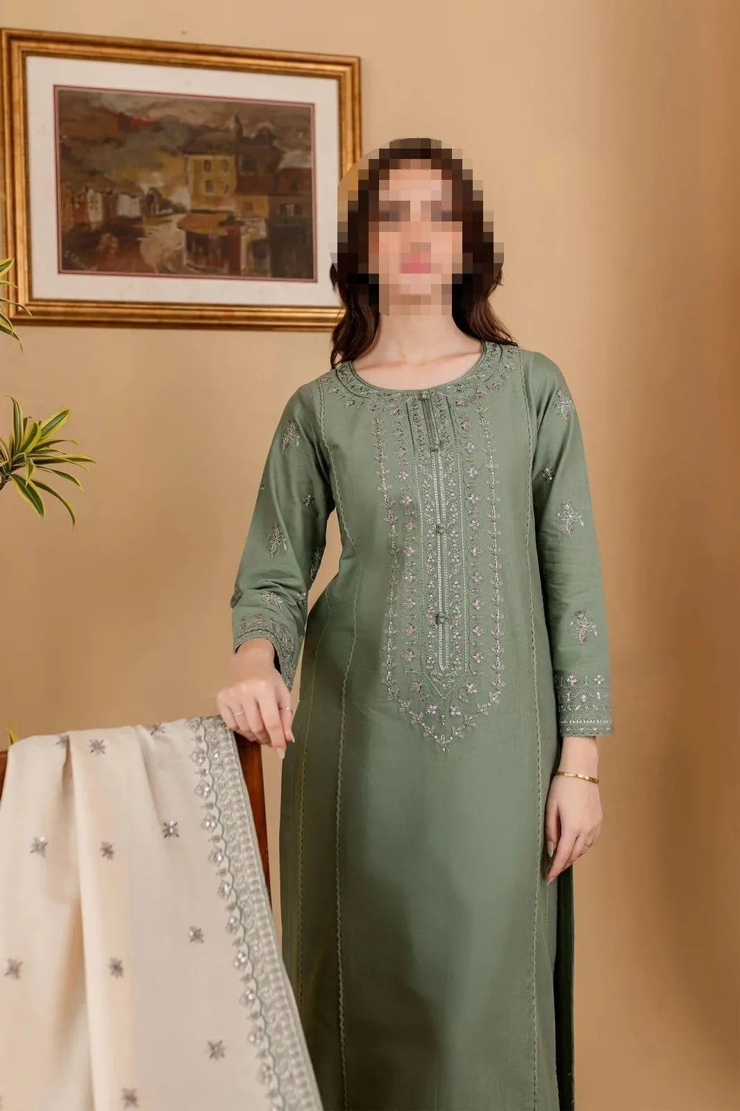 3 Pcs Women's Unstitched Embroidered Suit